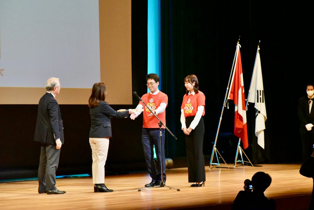 世界ポリオデーのフォトコンテストでローターアクトがRPIC賞を受賞しました！