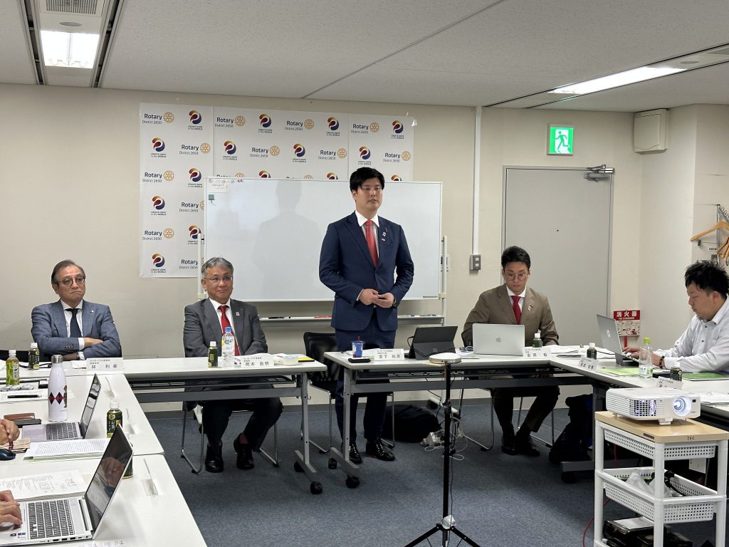 第１回地区ローターアクト委員会を開催。