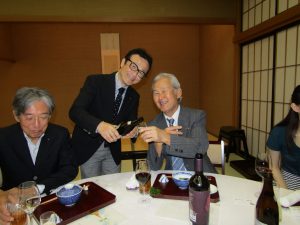 新旧理事役員懇親会開催