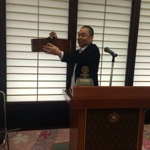 卓話【弦楽器の話】・壁瀬会員