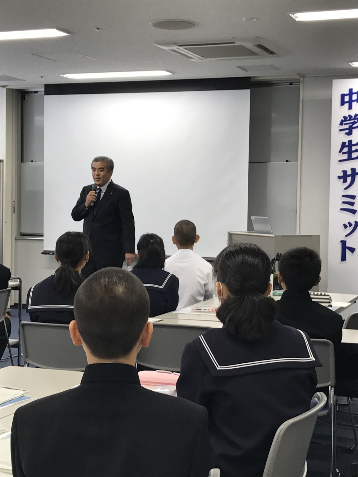 【福井北ＲＣ】　中学生サミット～市内全23中学生代表によるサミット開催～