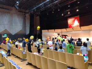 ロータリー財団事業　里子里親のためのふれあいクリスマス家族会