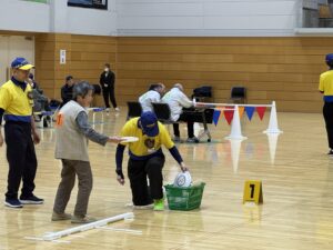 福井県障がい者・高齢者フライングディスク大会の競技のお手伝いに行ってきました。