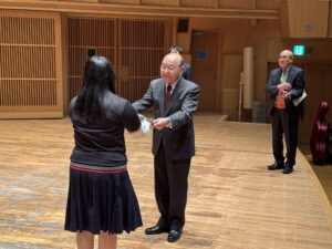 福井ジュニア弦楽アンサンブルセミナー記念品贈呈式