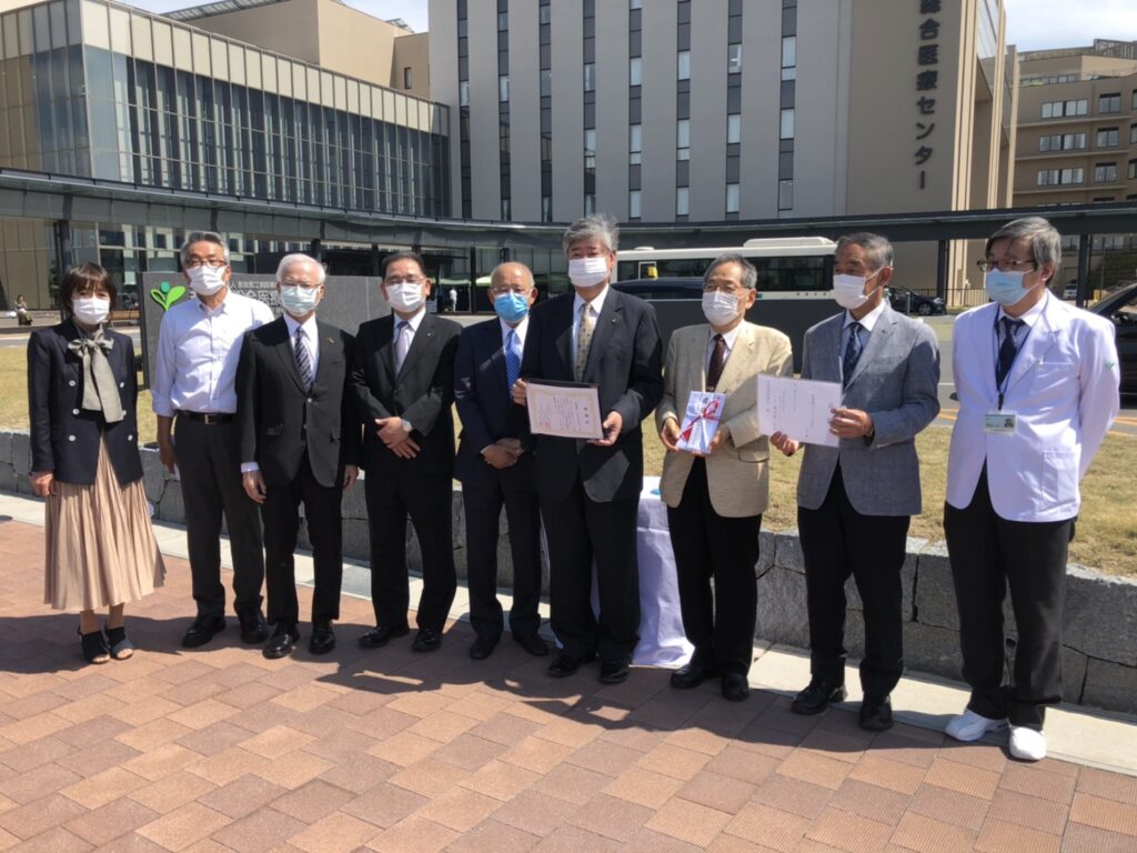 奈良県医師会へ医療用マスク贈呈式