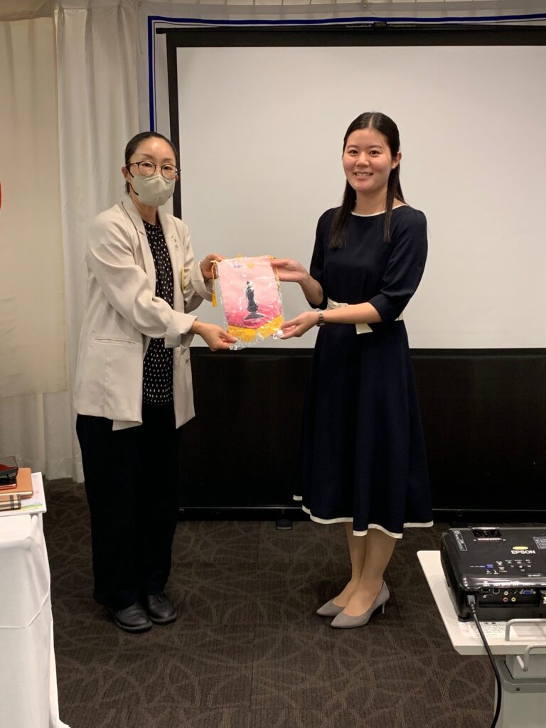 グローバル奨学生石原さんが例会にお越しくださいました。