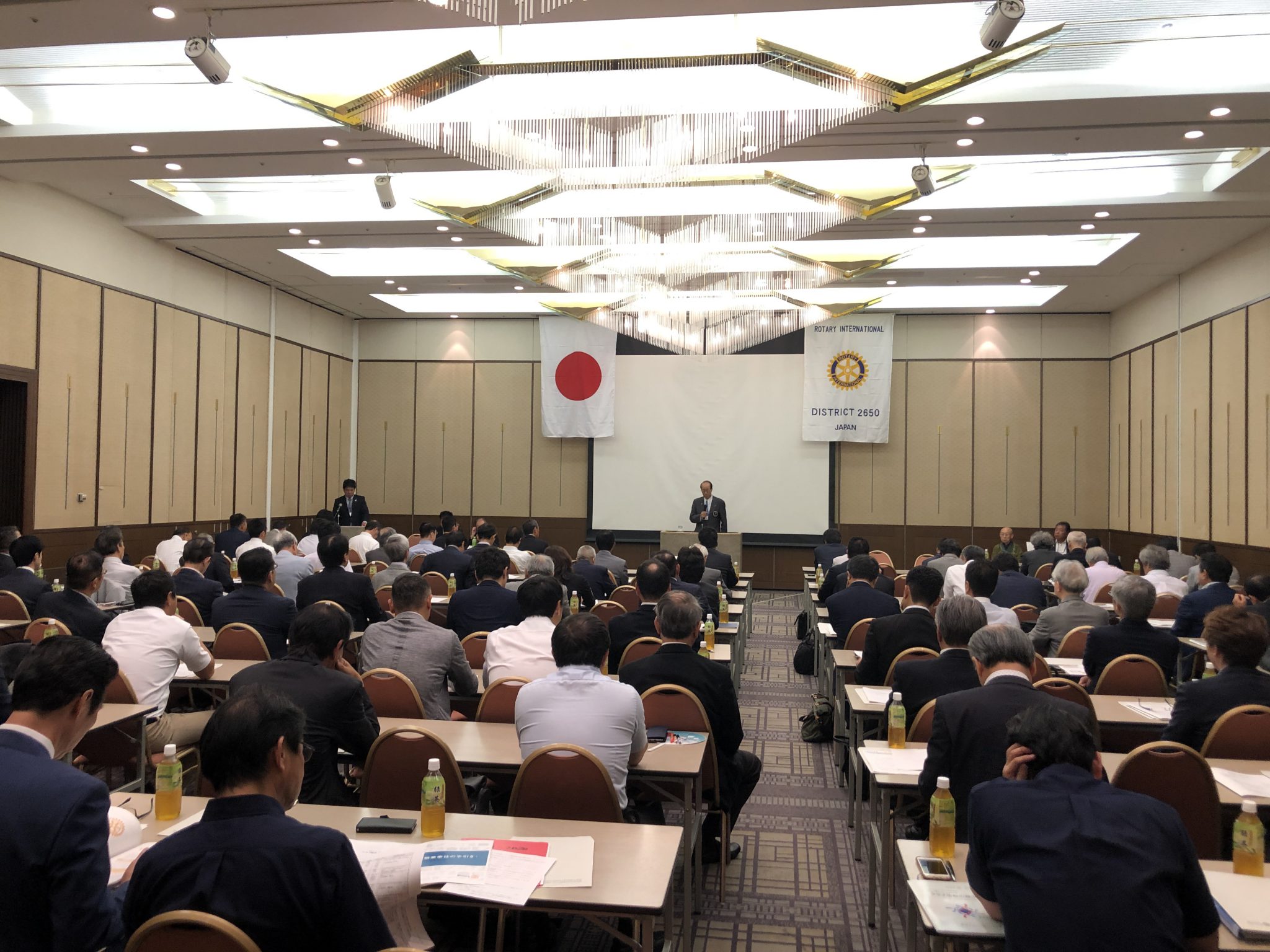 クラブ職業奉仕担当者研修会を実施しました