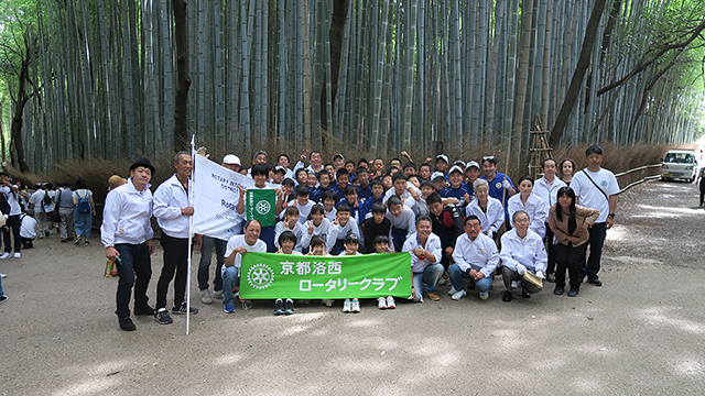 創立35周年記念　小倉山特別保存地区竹穂垣補修改善活動