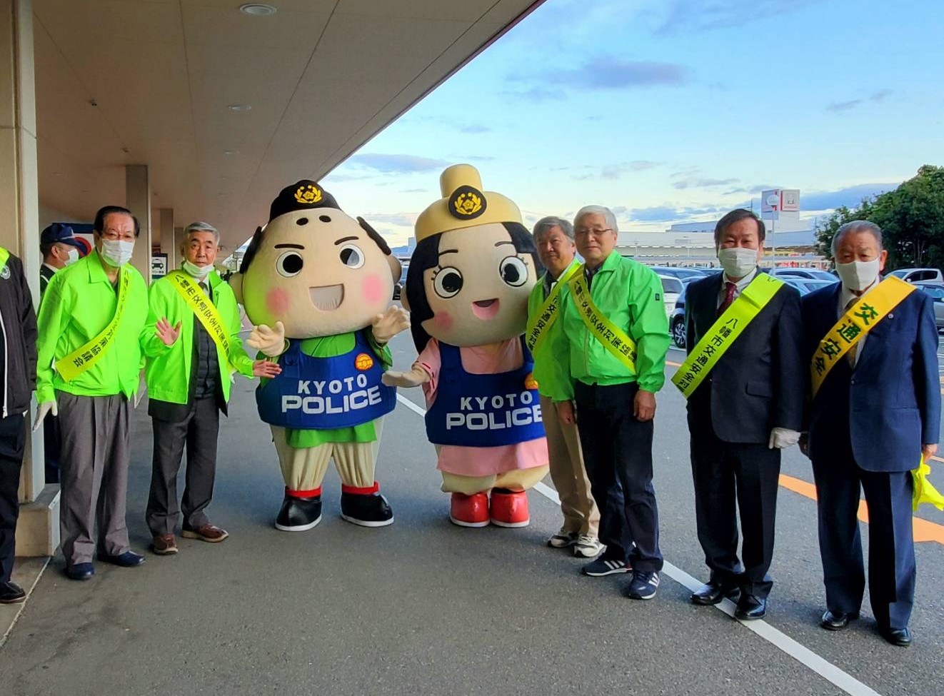 12月1日( 木）　年末の交通事故防止府民運動に参加
