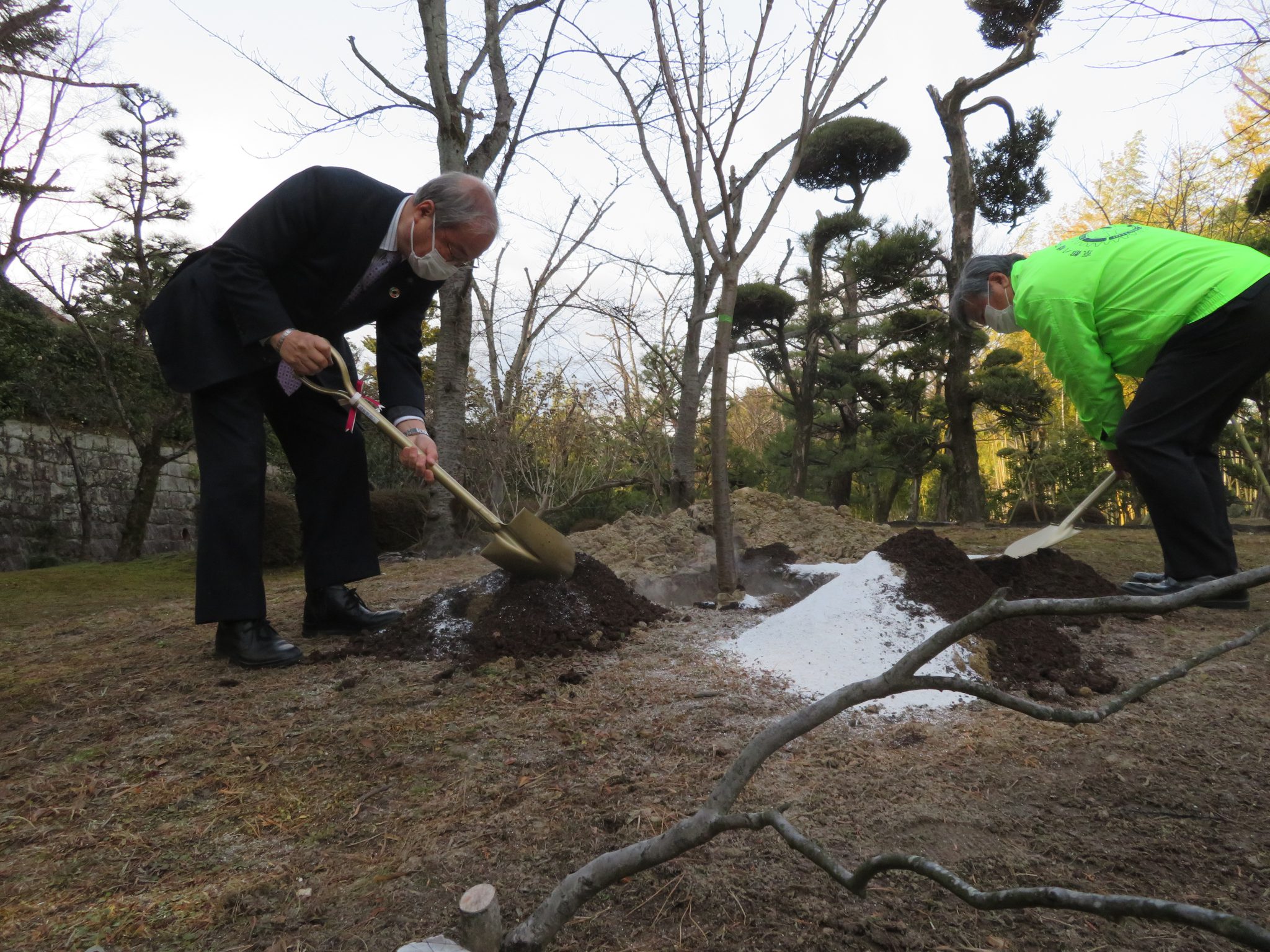 1月26日（木）45周年記念植樹・松花堂庭園に染井吉野を植樹