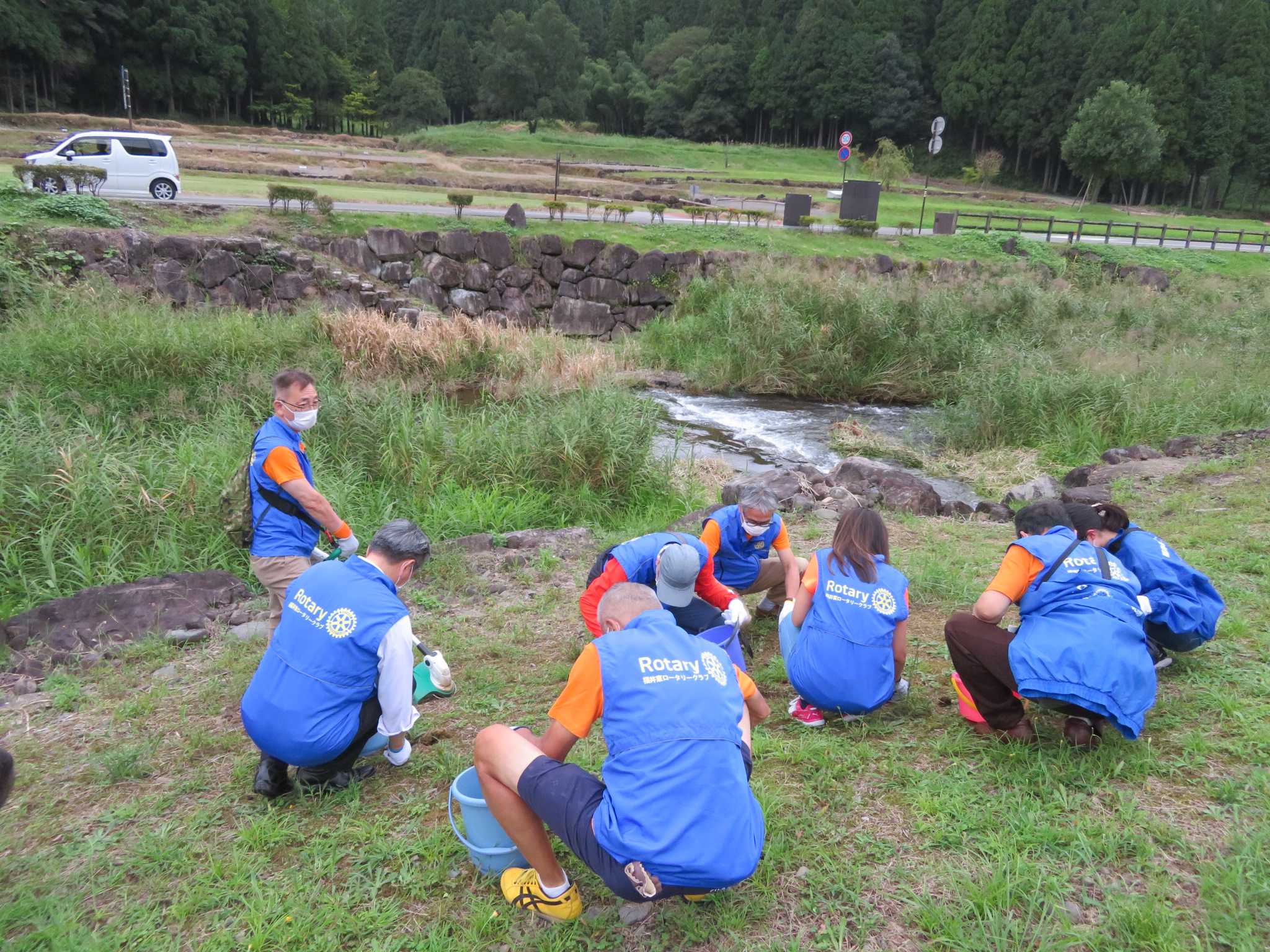 ロータリーデー「オレンジハート運動ライトアップ事業」