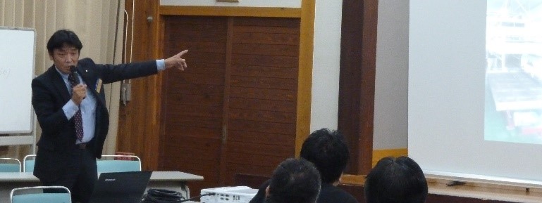 11月18日例会　新会員卓話