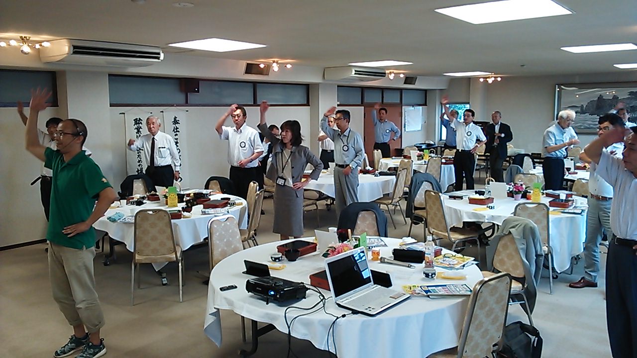 鯖江ロータリークラブ、9月16日〈金〉第２７７１回例会報告～社会奉仕事業　子供交通安全体操「サバーンのおやくそく体操」～