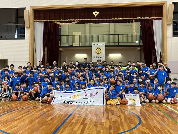 滋賀レイクスバスケットボールクリニック＆Rotary club cup開催