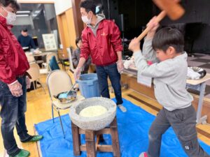 子ども食堂支援（餅つき）