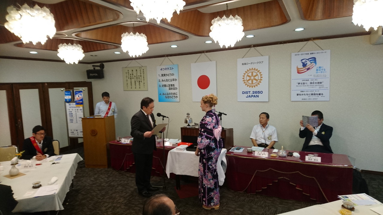 ７月１３日、例会を開催しました。