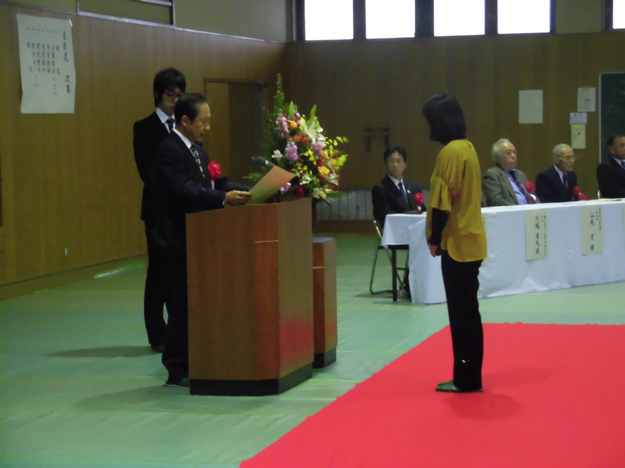 【高島RC】高島市美術展覧会にてロータリークラブ会長賞を贈呈